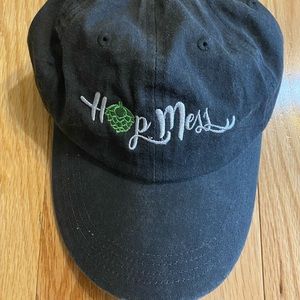 Hop Mess hat